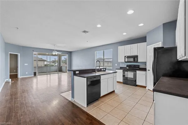 $275,000 | 300 Shadow Lakes Drive, Lehigh Acres, FL 33974