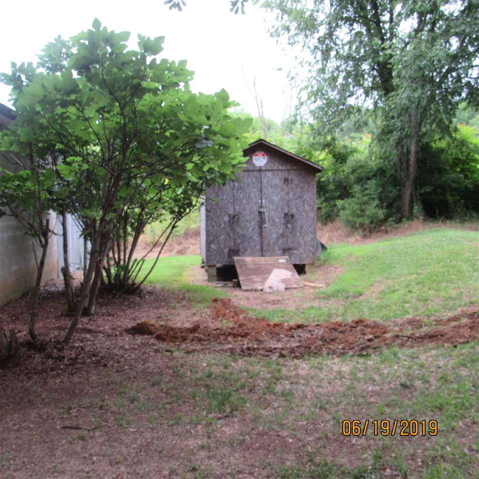 610 Cemetery Road Cowpens, SC 29330 - Photo 5 of 16
