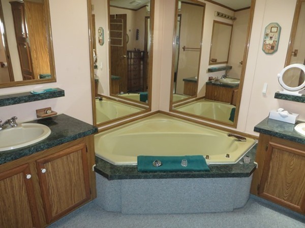 280 Zoar Road, Unit 28 Charlemont, MA 01339 - Photo 5 of 13 Gallery Image 5