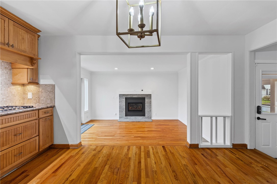 54 Paxton Road Irondequoit, NY 14617 - Photo 14 of 38