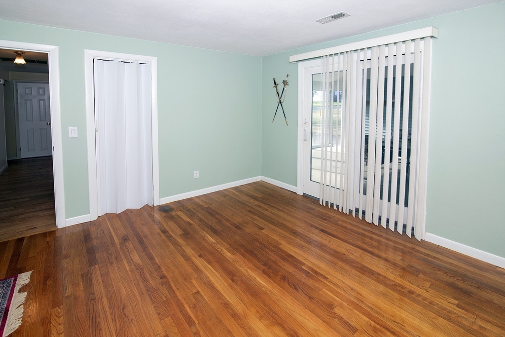 110 Circle Drive West Springfield, MA 01089 - Photo 18 of 19