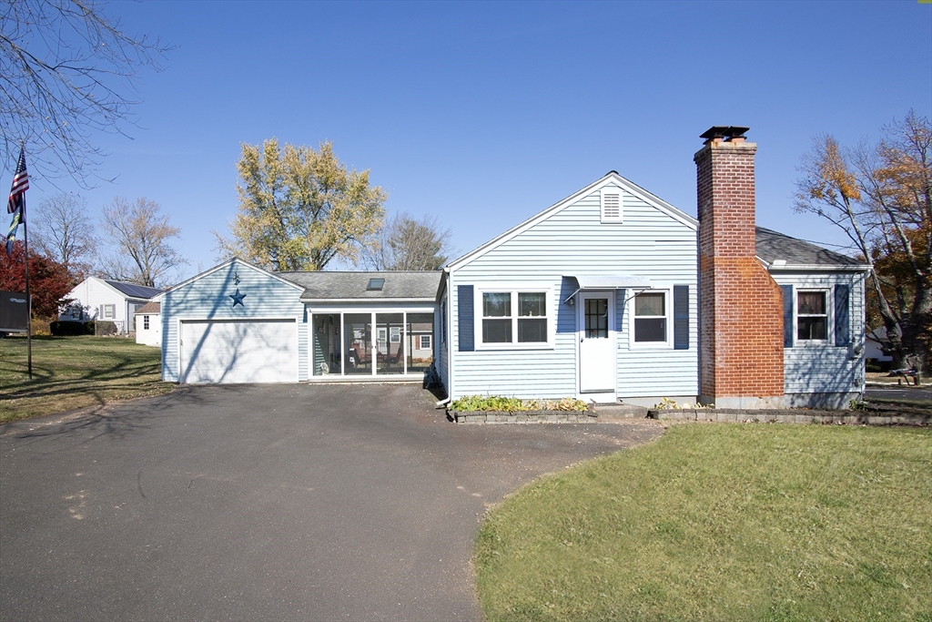 110 Circle Drive West Springfield, MA 01089 - Photo 3 of 19