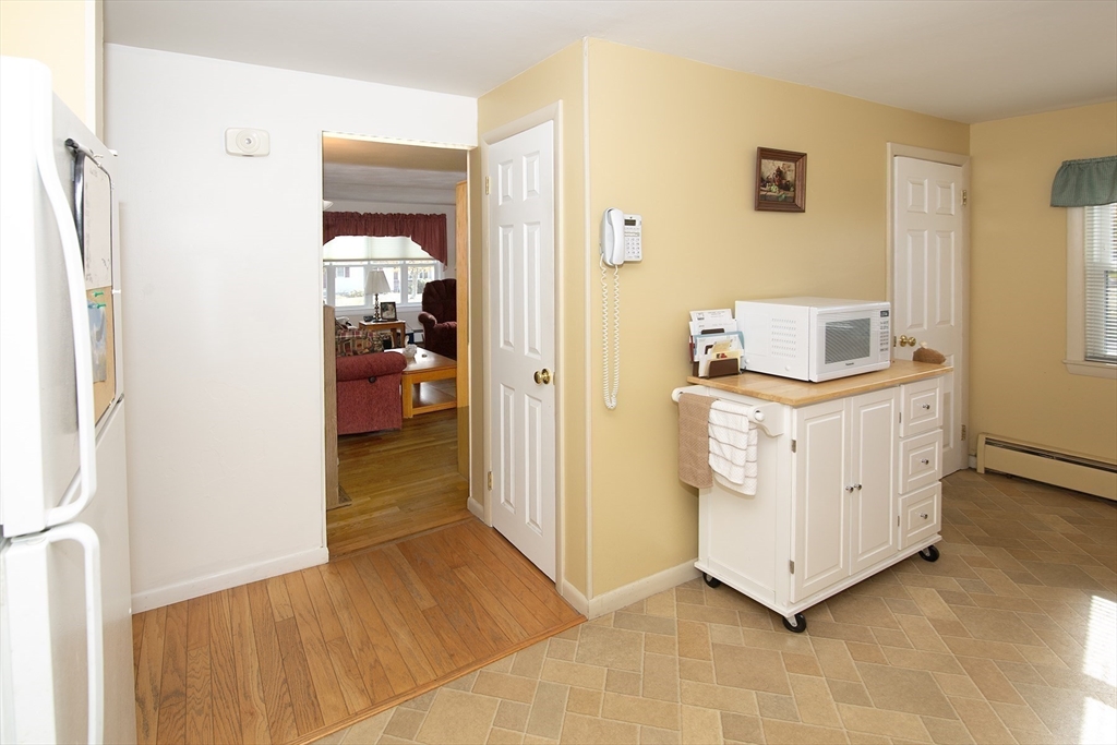 110 Circle Drive West Springfield, MA 01089 - Photo 9 of 19