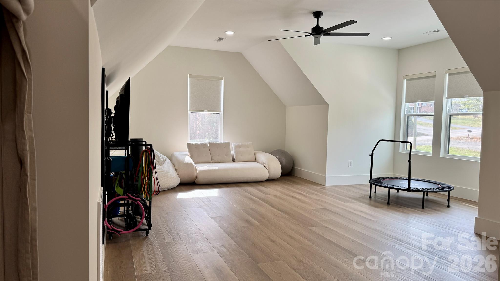 1360 Sain Road Hickory, NC 28602 - Photo 35 of 47 a living room with furniture