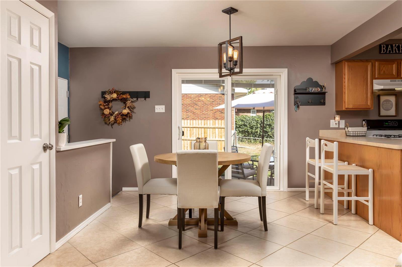 855 Ricewood Drive St. Louis, MO 63129 - Photo 5 of 25 Gallery Image 5