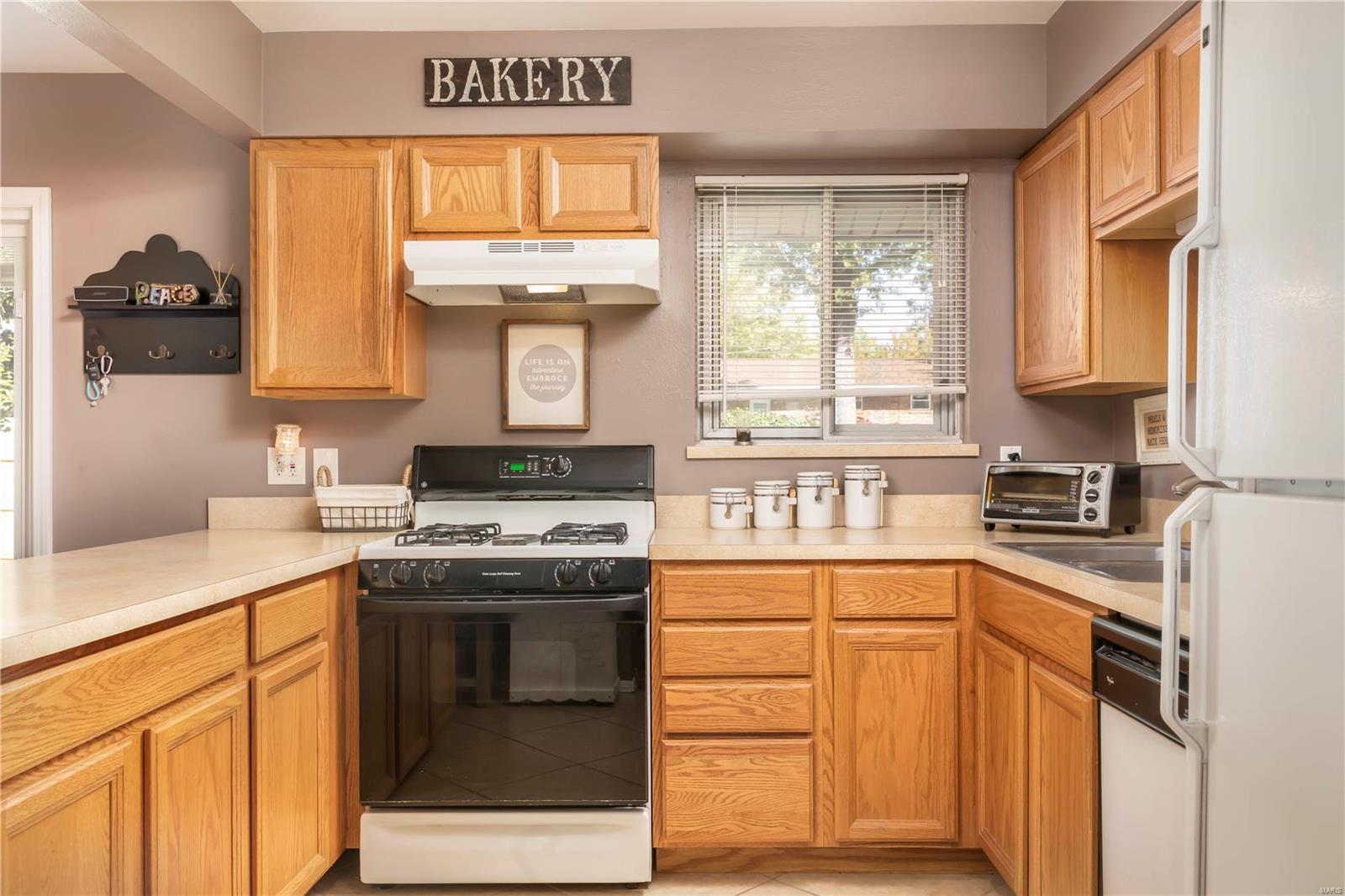 855 Ricewood Drive St. Louis, MO 63129 - Photo 7 of 25 Gallery Image 7