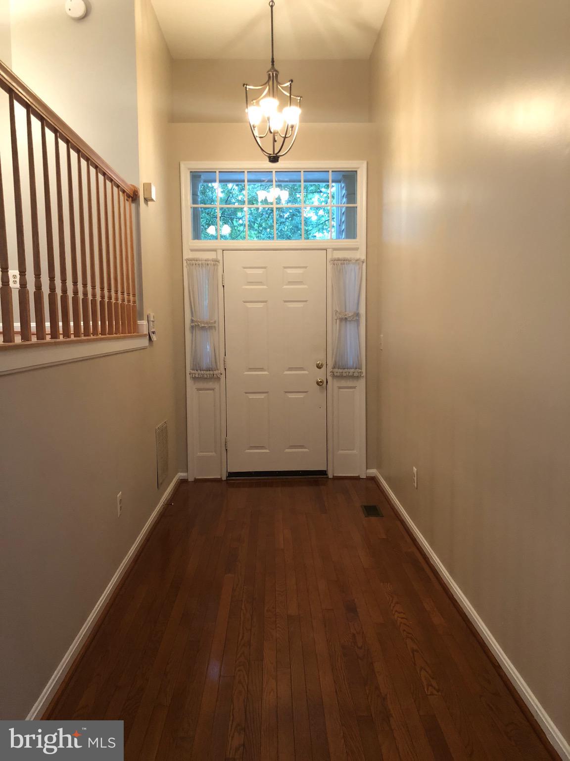 22 Dawn View Court Silver Spring, MD 20904 - Photo 4 of 40