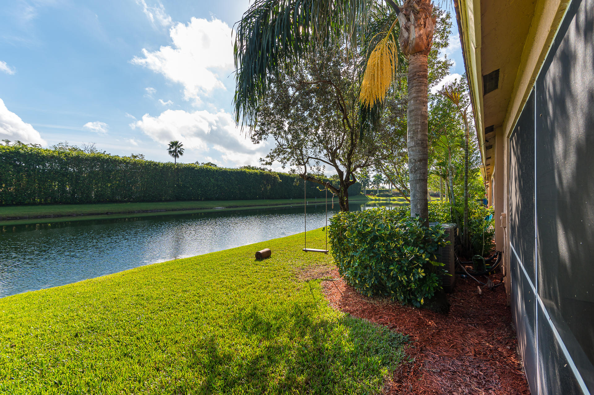 5408 Crossing Rocks Court Riviera Beach, FL 33407 - Photo 18 of 21 photo-17