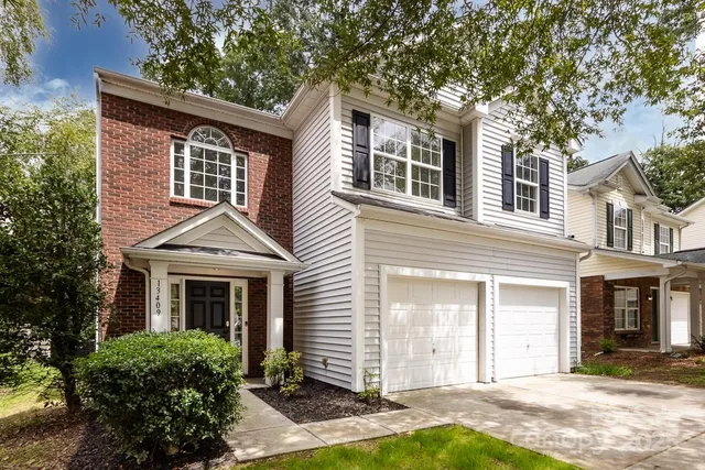 $390,000 | 13409 Glasgow Green Lane, Charlotte, NC 28213
