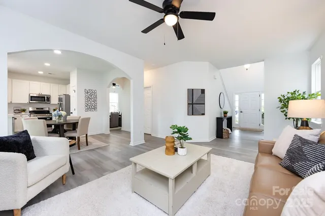 $390,000 | 13409 Glasgow Green Lane, Charlotte, NC 28213