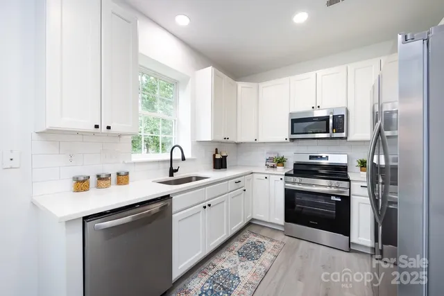 $390,000 | 13409 Glasgow Green Lane, Charlotte, NC 28213