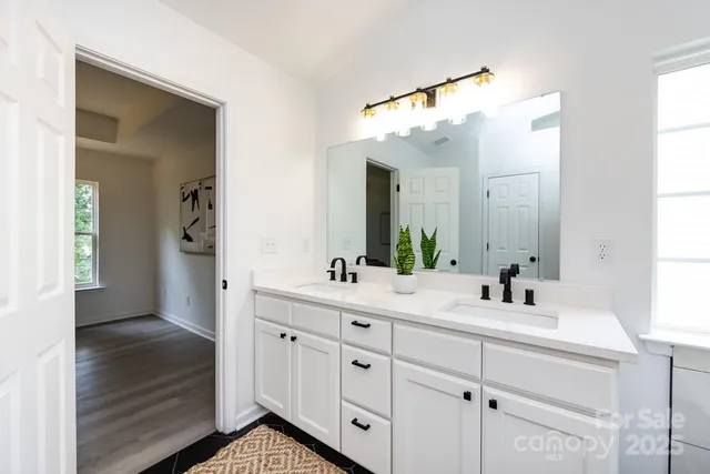 $390,000 | 13409 Glasgow Green Lane, Charlotte, NC 28213