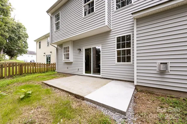 $390,000 | 13409 Glasgow Green Lane, Charlotte, NC 28213