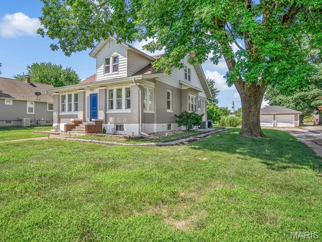 $375,000 | 611 North Market Street, Waterloo, IL 62298