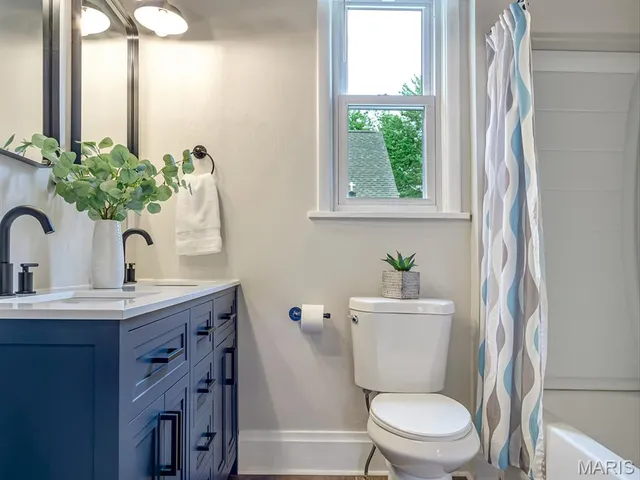 $375,000 | 611 North Market Street, Waterloo, IL 62298