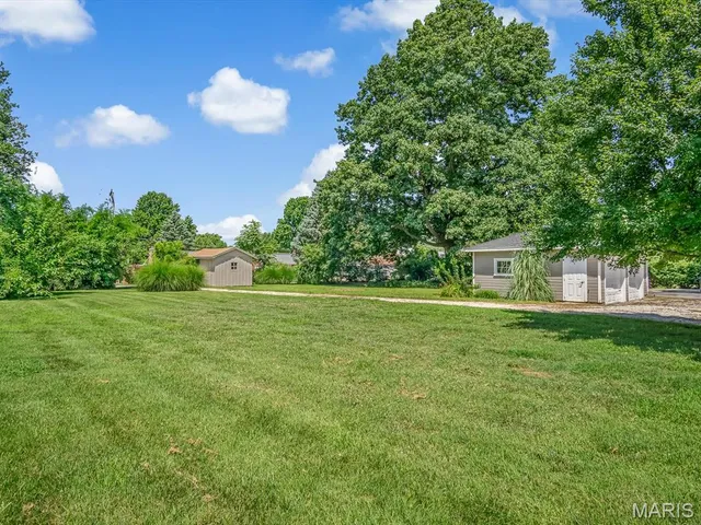 $375,000 | 611 North Market Street, Waterloo, IL 62298