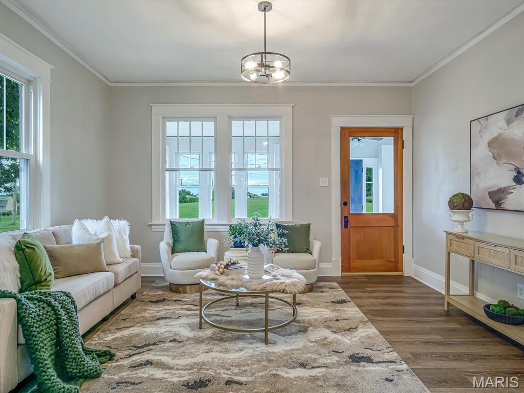 611 North Market Street Waterloo, IL 62298 - Photo 8 of 52