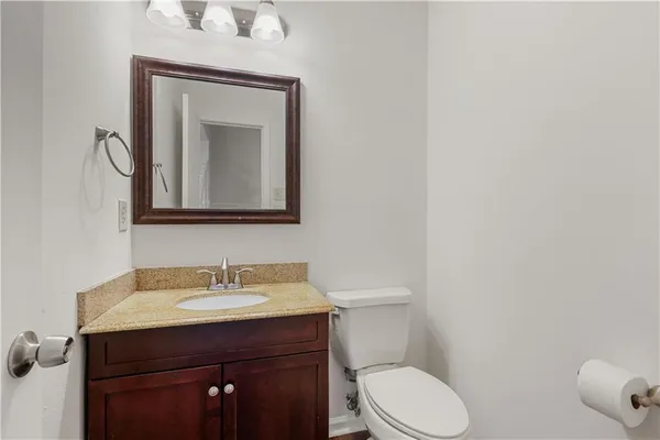 $147,500 | 623 Cedarwood Drive, Unit 623, Mandeville, LA 70471