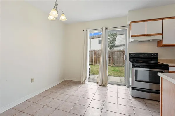 $147,500 | 623 Cedarwood Drive, Unit 623, Mandeville, LA 70471