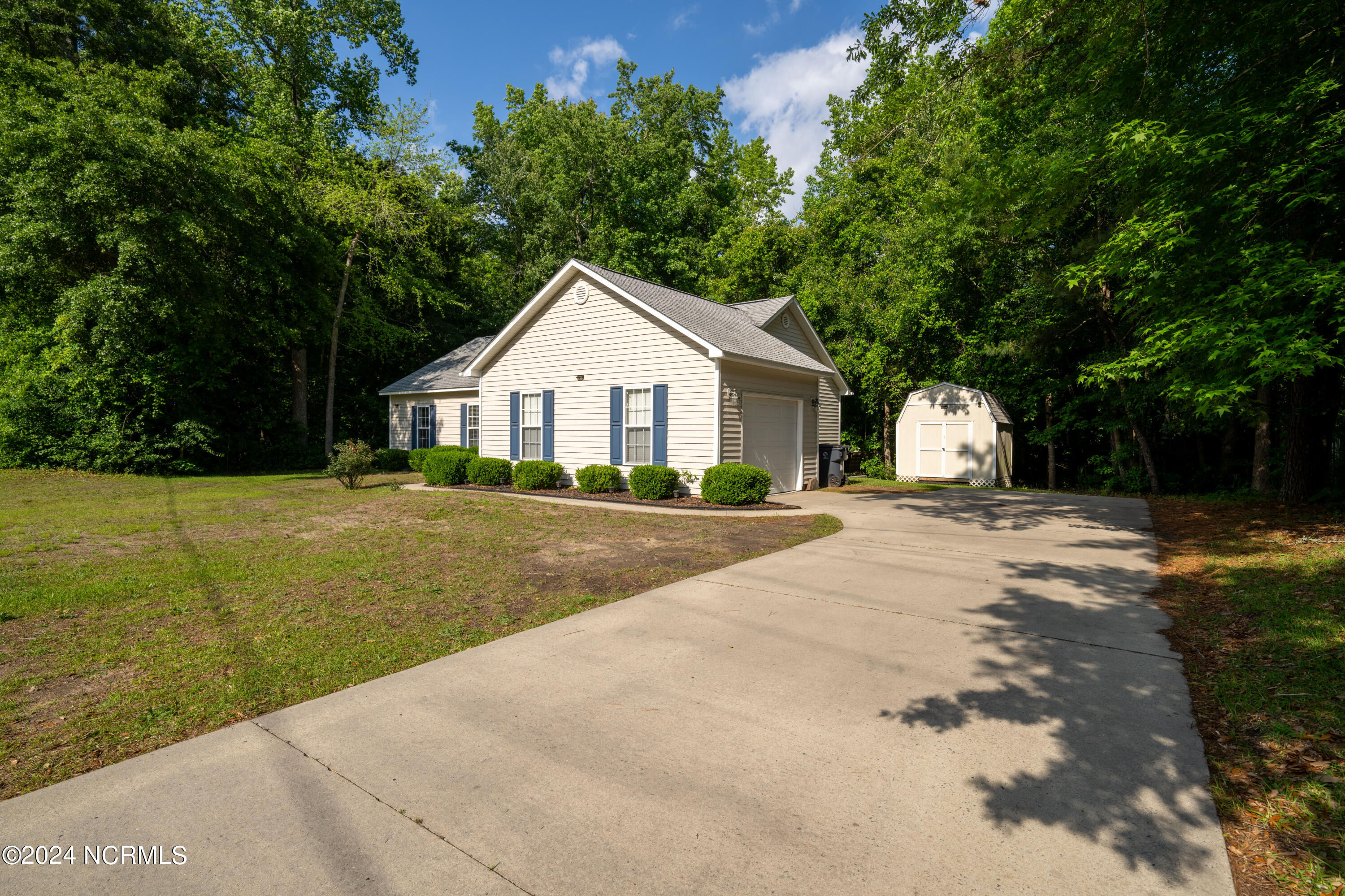 730 Lewis Road Leland, NC 28451 - Photo 26 of 38 730LewisRd-25