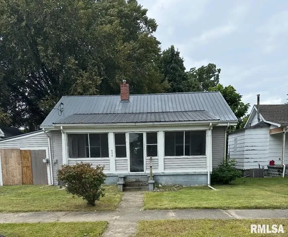 $37,500 | 404 East 7th Street, Metropolis, IL 62960