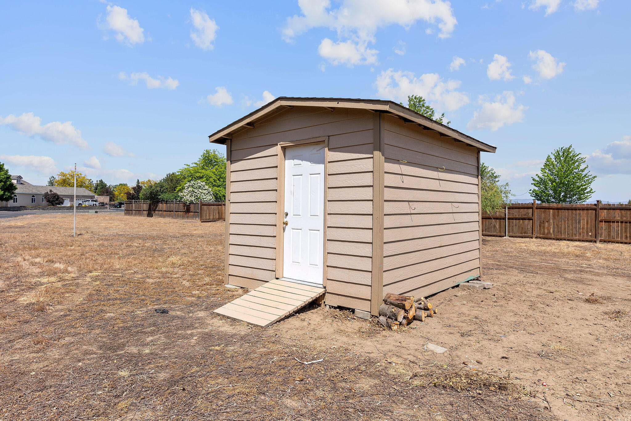 1945 Northeast Gentry Road Madras, OR 97741 - Photo 21 of 27 Storage Shed