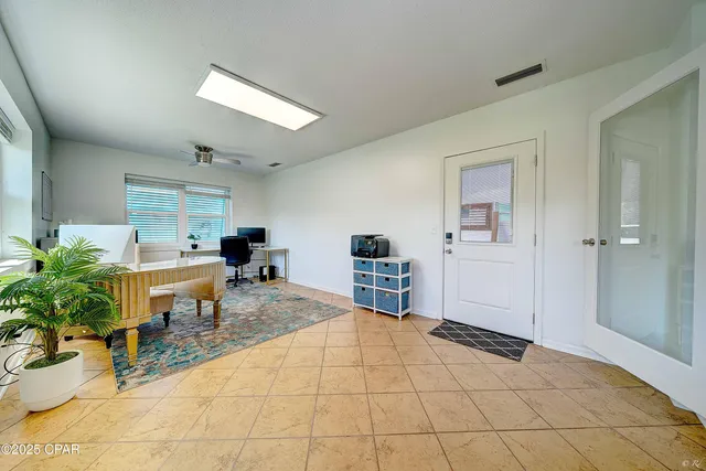 $2,700 | 2615 West 11th Street, Panama City, FL 32401