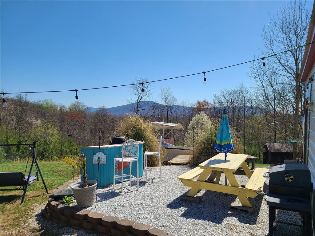 1110 Grassy Knob Road Pinnacle, NC 27043 - Photo 9 of 17 Gallery Image 9