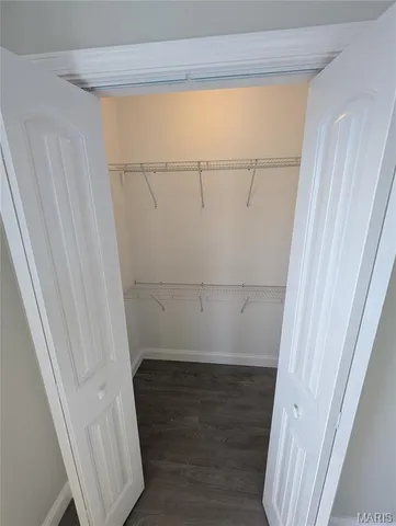 $199,900 | 242 East Lorena Avenue, Wood River, IL 62095