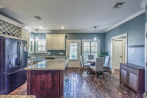 $449,000 | 3402 Briarwood Drive, Houma, LA 70360
