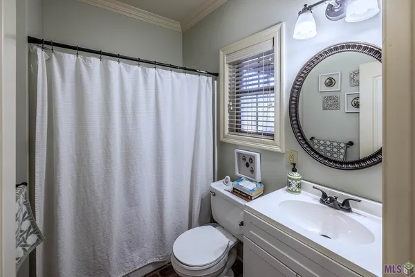 $449,000 | 3402 Briarwood Drive, Houma, LA 70360
