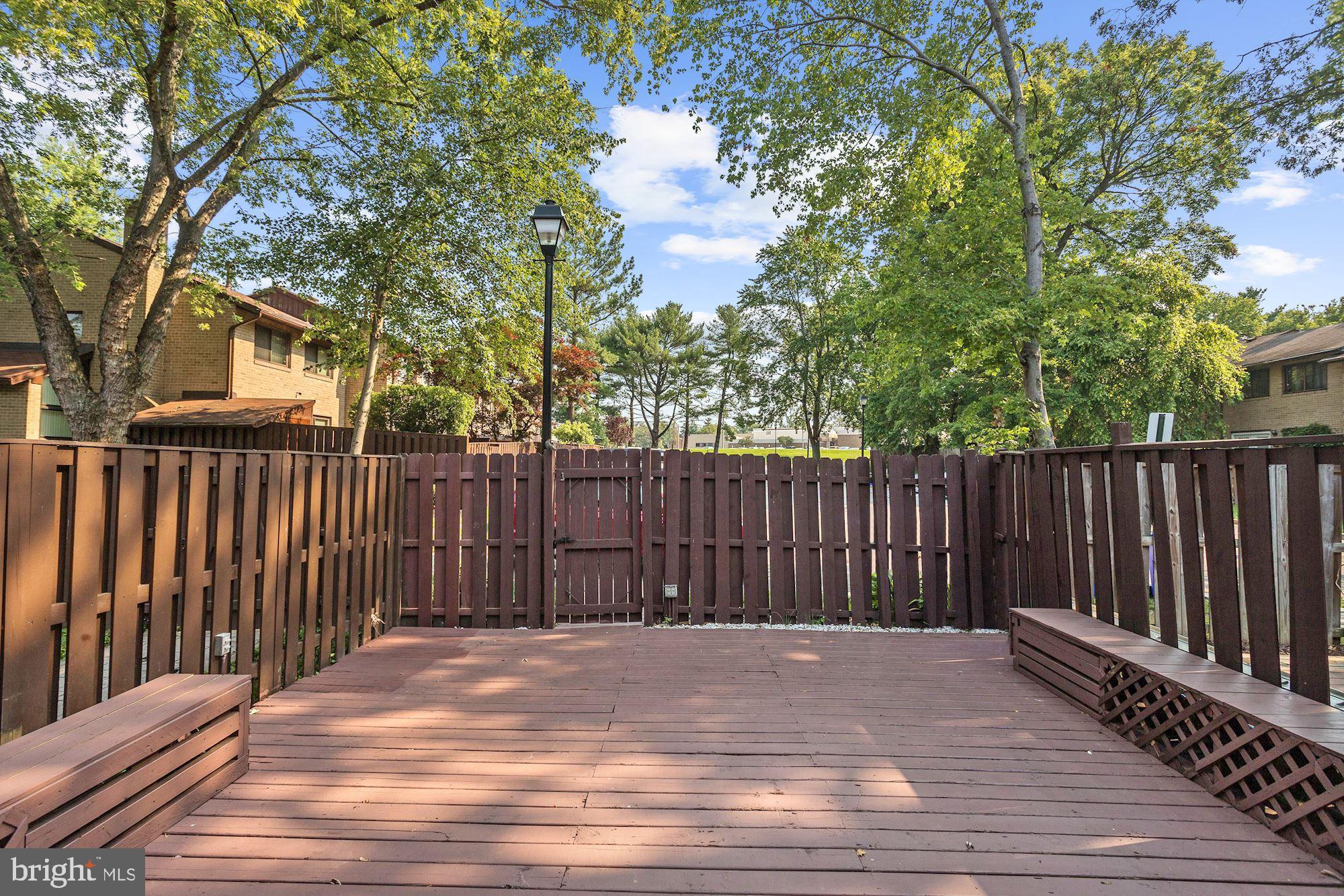 9454 Kilimanjaro Road Columbia, MD 21045 - Photo 26 of 36 Privacy Fence