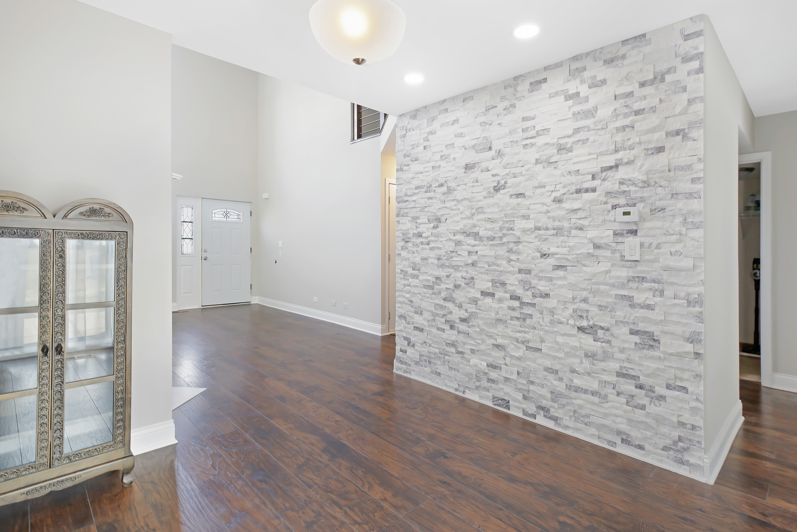 1271 Dunamon Drive Bartlett, IL 60103 - Photo 7 of 19