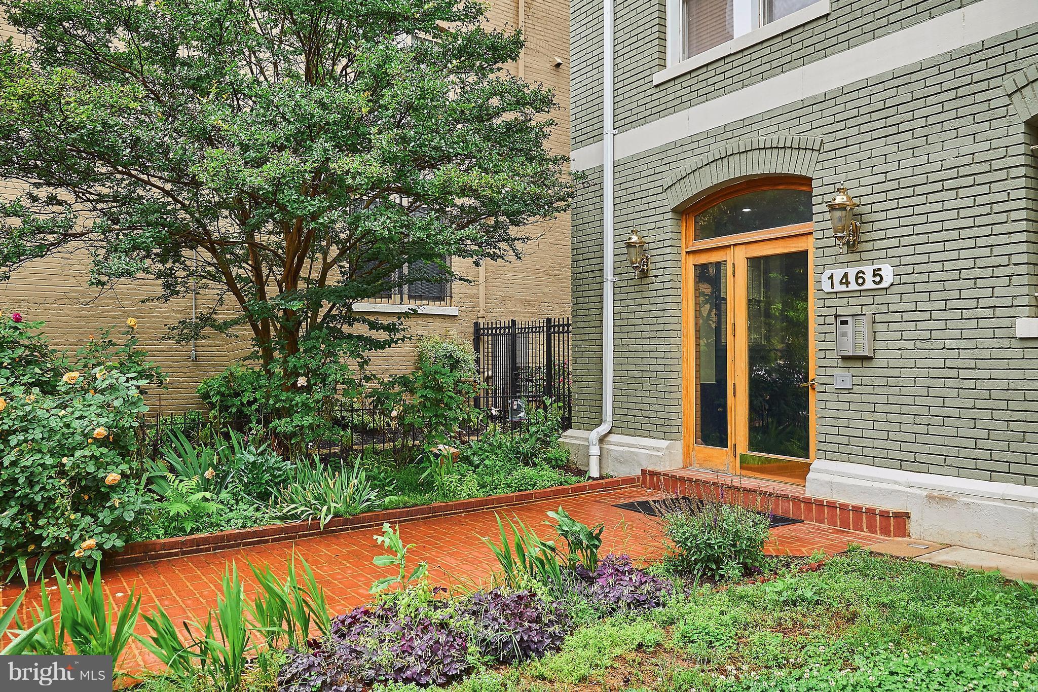 1465 Columbia Road Northwest, Unit 302 Washington, DC 20009 - Photo 2 of 30 Entrance to front door intercom on right side