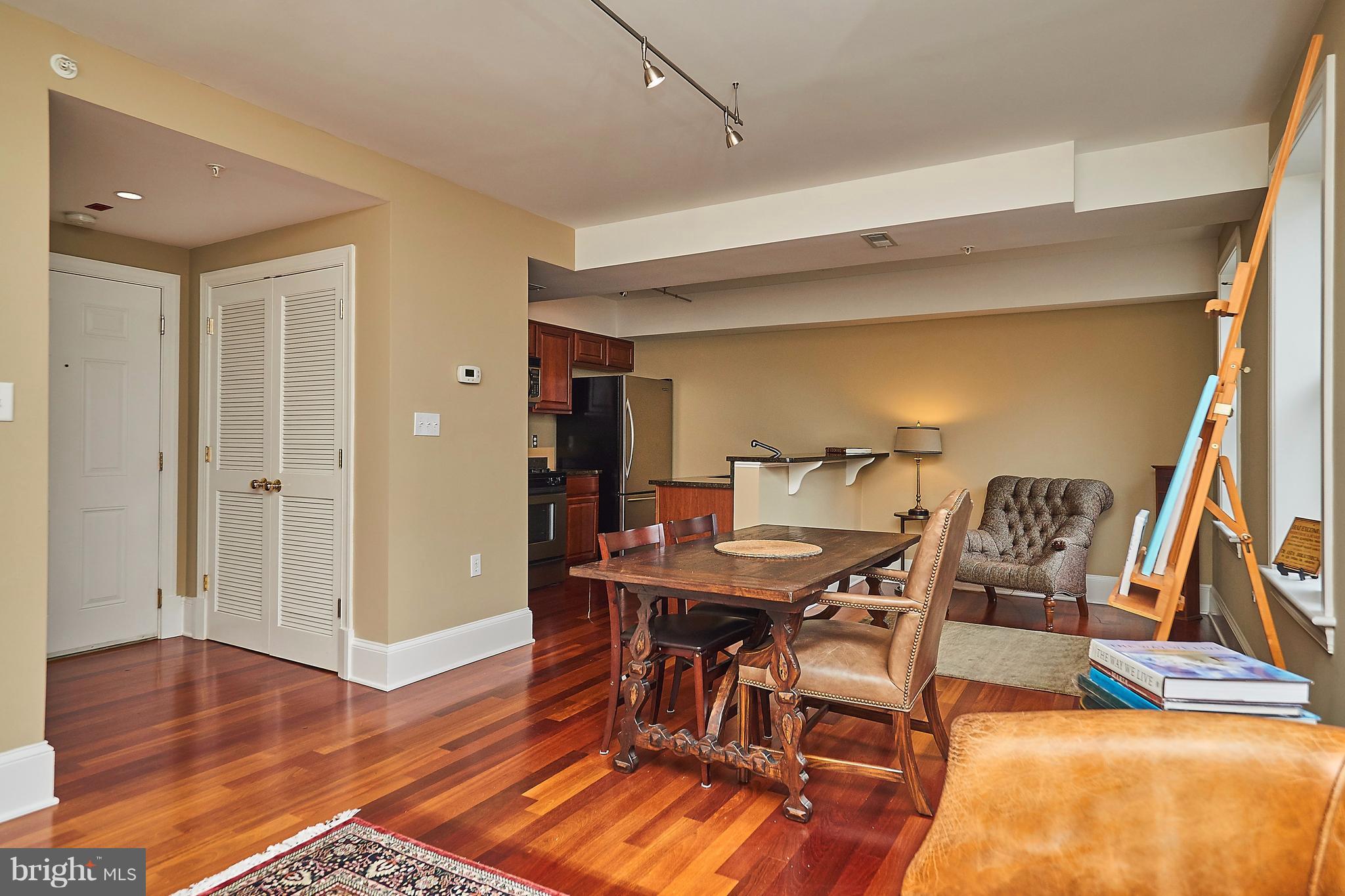 1465 Columbia Road Northwest, Unit 302 Washington, DC 20009 - Photo 11 of 30 Interior (General)