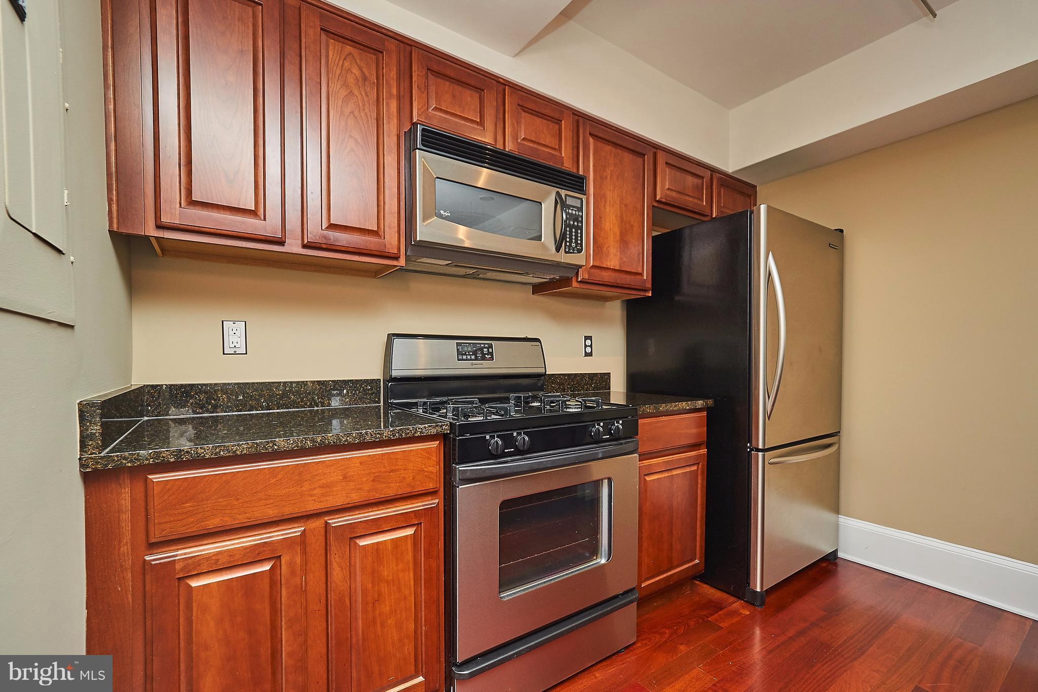 1465 Columbia Road Northwest, Unit 302 Washington, DC 20009 - Photo 14 of 30 Kitchen