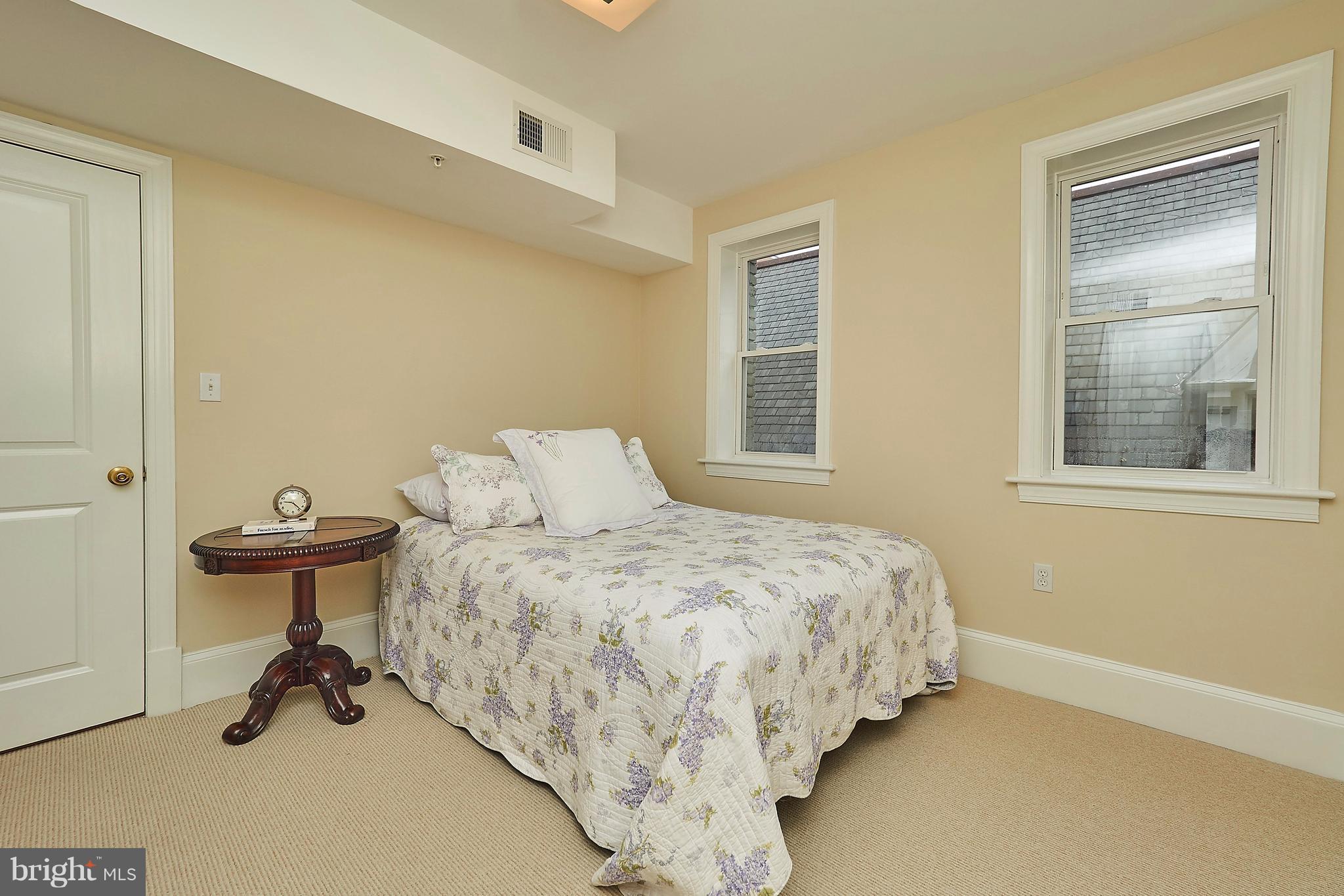 1465 Columbia Road Northwest, Unit 302 Washington, DC 20009 - Photo 20 of 30 Quiet and peaceful bedroom