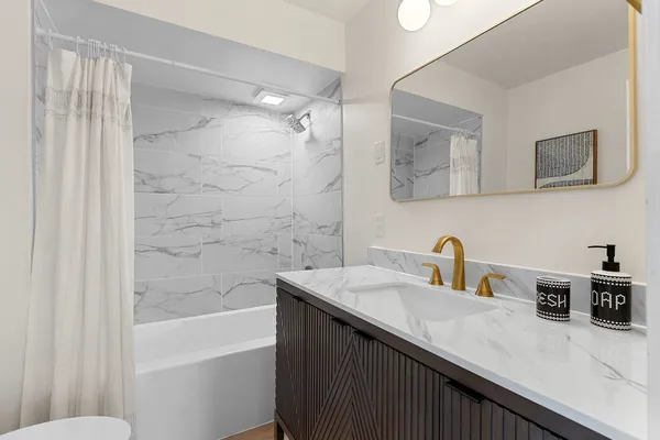 $315,000 | 518 South Telulah Avenue, Appleton, WI 54915