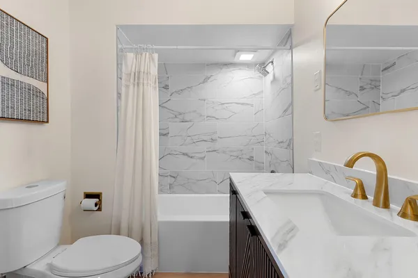 $315,000 | 518 South Telulah Avenue, Appleton, WI 54915