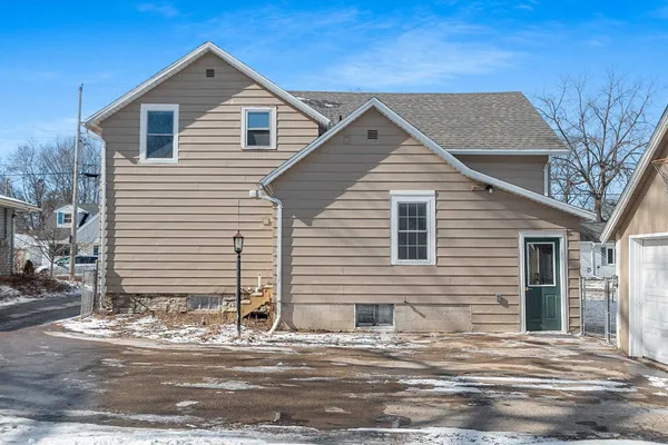$315,000 | 518 South Telulah Avenue, Appleton, WI 54915
