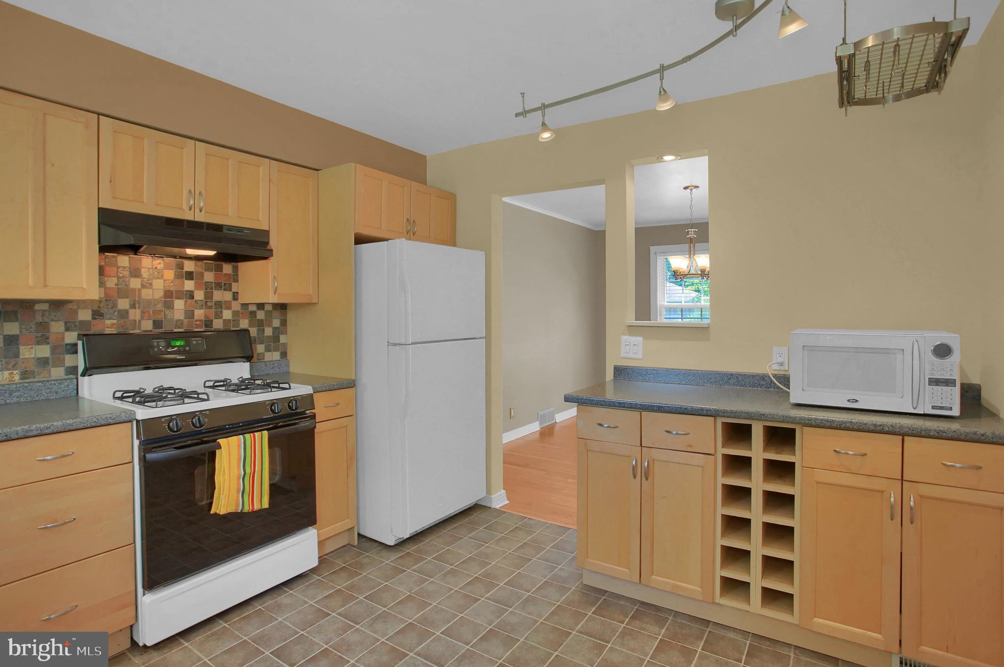 1496 Letchworth Road Camp Hill, PA 17011 - Photo 11 of 24 Gallery Image 11