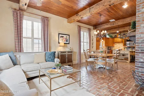 $849,900 | 103 Masterspoint Drive, Broussard, LA 70518