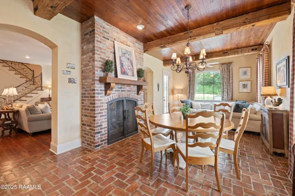 $899,000 | 103 Masterspoint Drive, Broussard, LA 70518