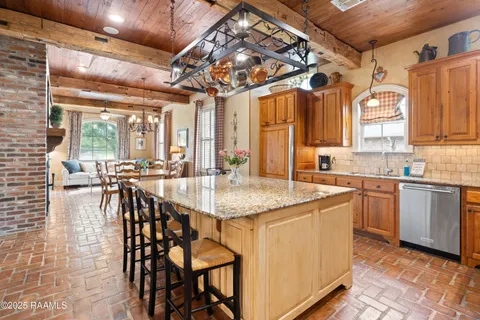 $849,900 | 103 Masterspoint Drive, Broussard, LA 70518