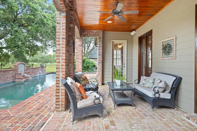 $929,000 | 103 Masterspoint Drive, Broussard, LA 70518