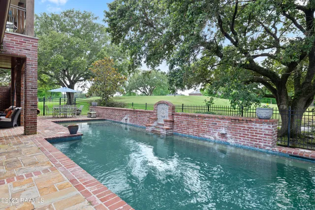 $929,000 | 103 Masterspoint Drive, Broussard, LA 70518