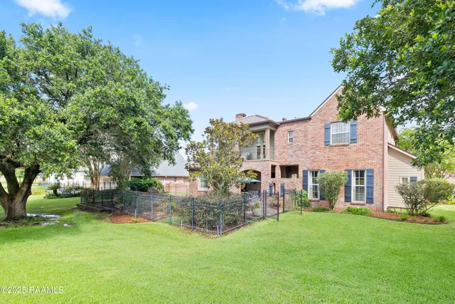 $929,000 | 103 Masterspoint Drive, Broussard, LA 70518