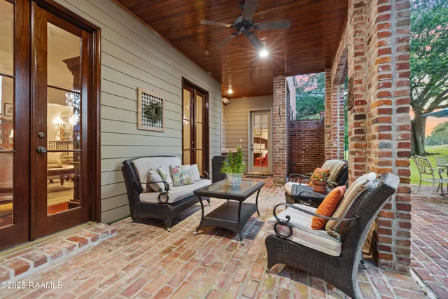 $929,000 | 103 Masterspoint Drive, Broussard, LA 70518