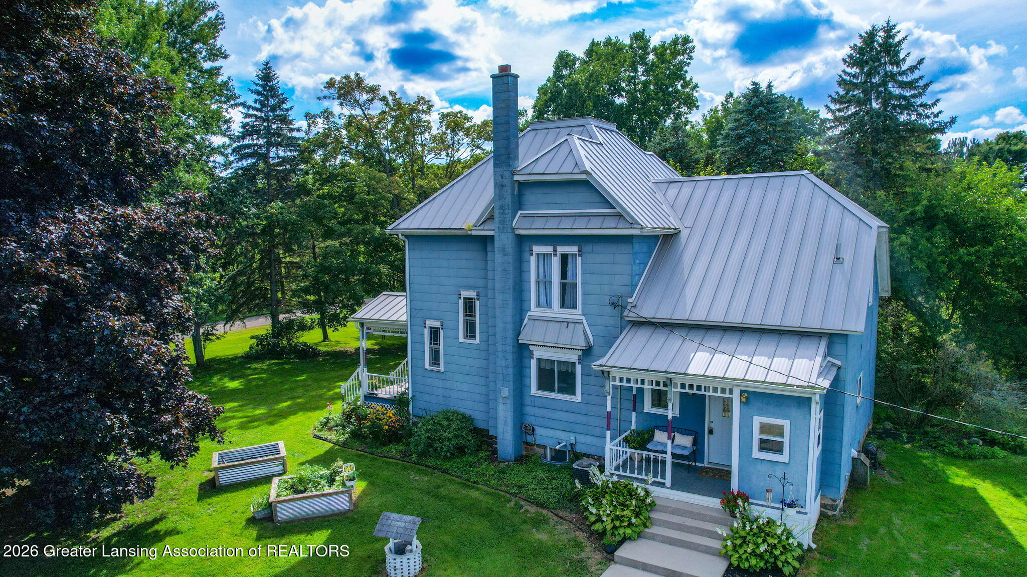 105 East Columbia Road Mason, MI 48854 - Photo 3 of 50 3-web-or-mls-dji_fly_20260825_163826_270