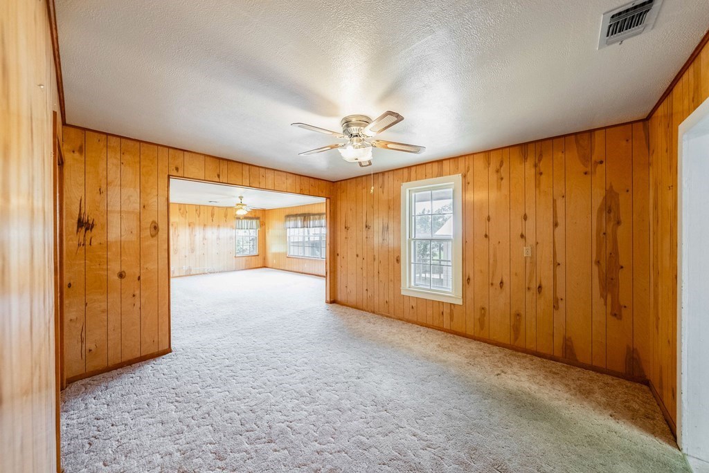 201 Highway Street Fredericksburg, TX 78624 - Photo 18 of 41